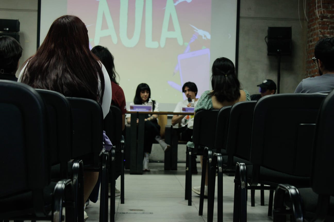 AULA
